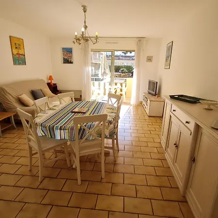 Apartment 2 Pieces Climatise Avec Piscine Et Animaux Acceptes A - Fr-1-780-18 Sainte-Maxime