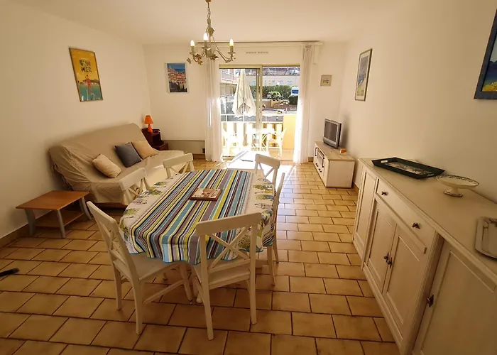 2 Pièces Climatisé, Piscine, Centre-ville, Parking Privé, Animal Accepté, - Fr-1-780-18 Apartamento Sainte-Maxime