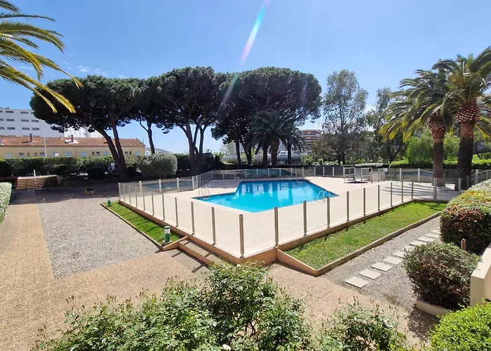 Apartamento 2 Pièces Climatisé, Piscine, Centre-ville, Parking Privé, Animal Accepté, - Fr-1-780-18